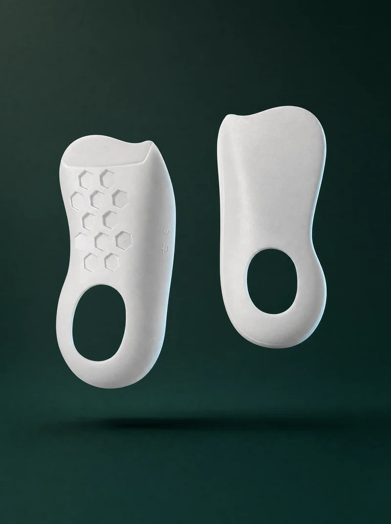 White three-quarter arch support inserts, top and underside studio views